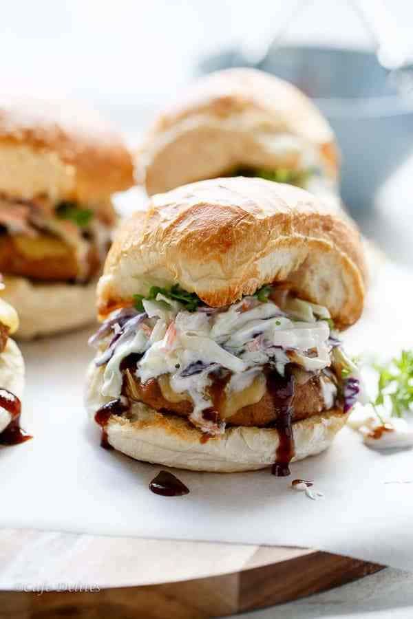 Master Easy BBQ Turkey Slaw Burgers: Just 5 Ingredients!
